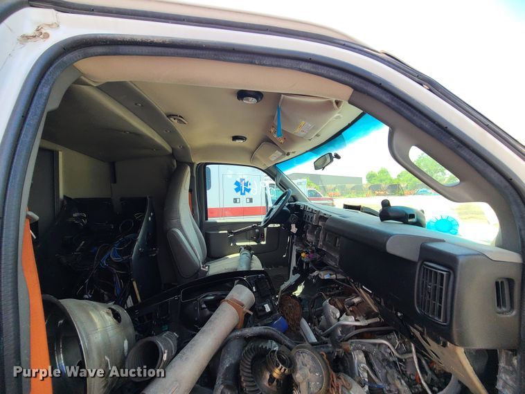 image for item DM4984 2016 Chevrolet Express G4500  ambulance