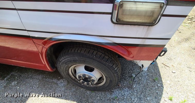 image for item DM4984 2016 Chevrolet Express G4500  ambulance