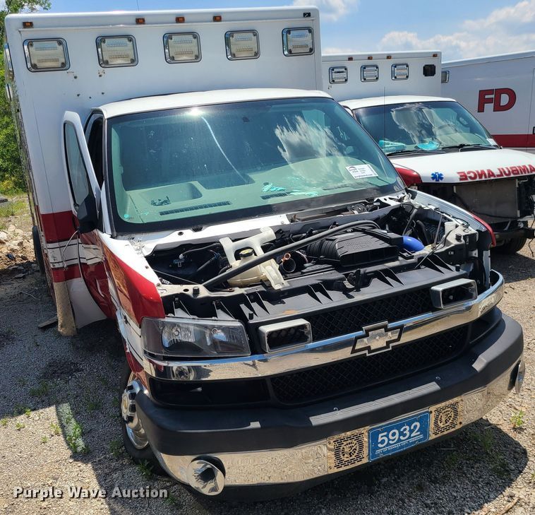 image for item DM4985 2016 Chevrolet Express G4500  ambulance
