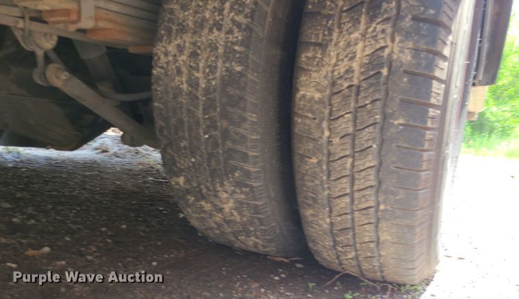 image for item DM4985 2016 Chevrolet Express G4500  ambulance