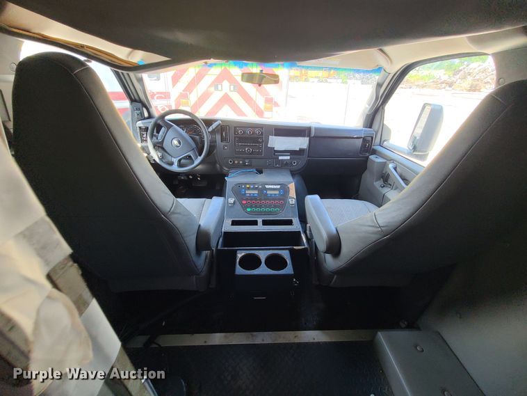 image for item DM4986 2016 Chevrolet Express G4500  ambulance