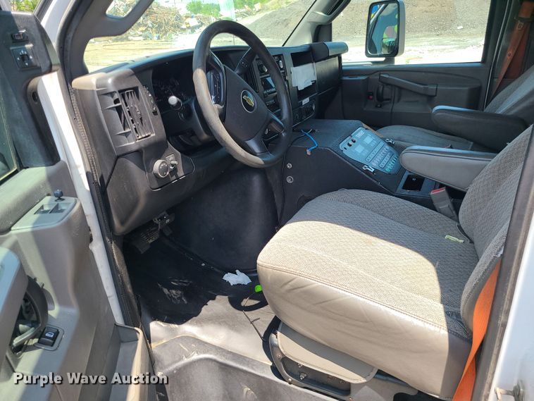 image for item DM4986 2016 Chevrolet Express G4500  ambulance