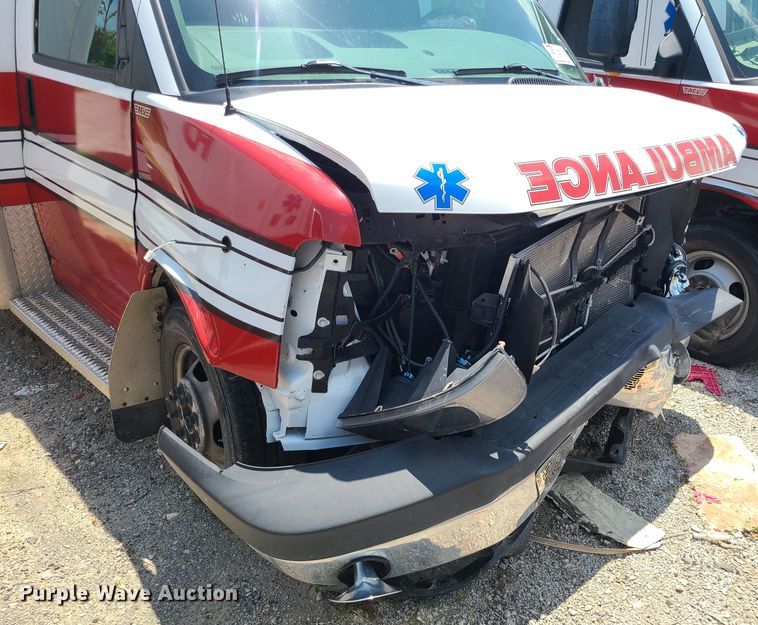 image for item DM4987 2016 Chevrolet Express G4500  ambulance
