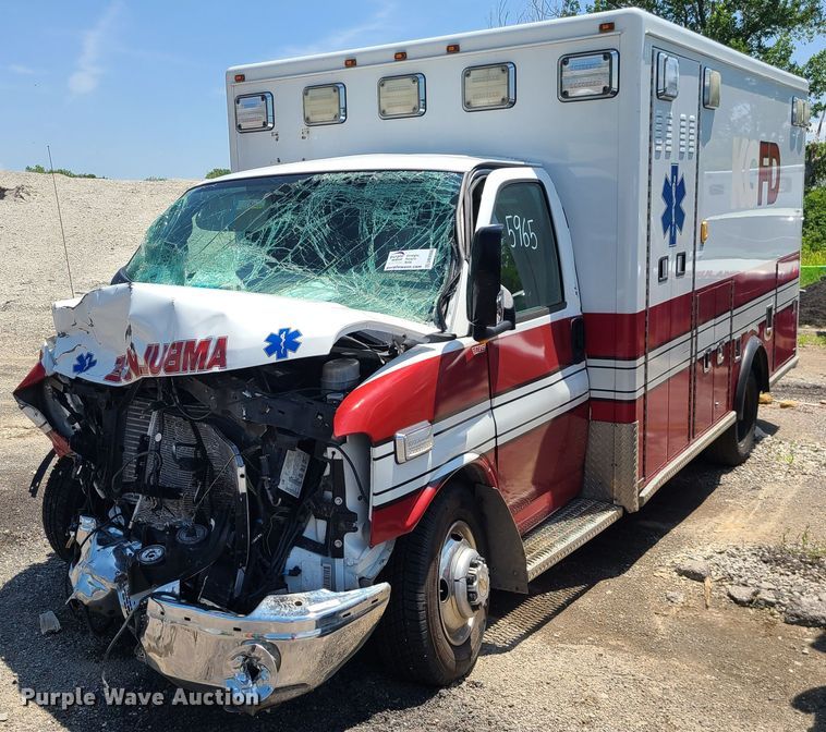 image for item DM4988 2016 Chevrolet Express G4500  ambulance