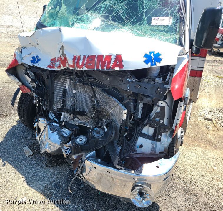 image for item DM4988 2016 Chevrolet Express G4500  ambulance