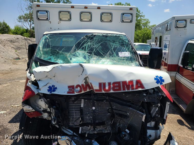 image for item DM4988 2016 Chevrolet Express G4500  ambulance