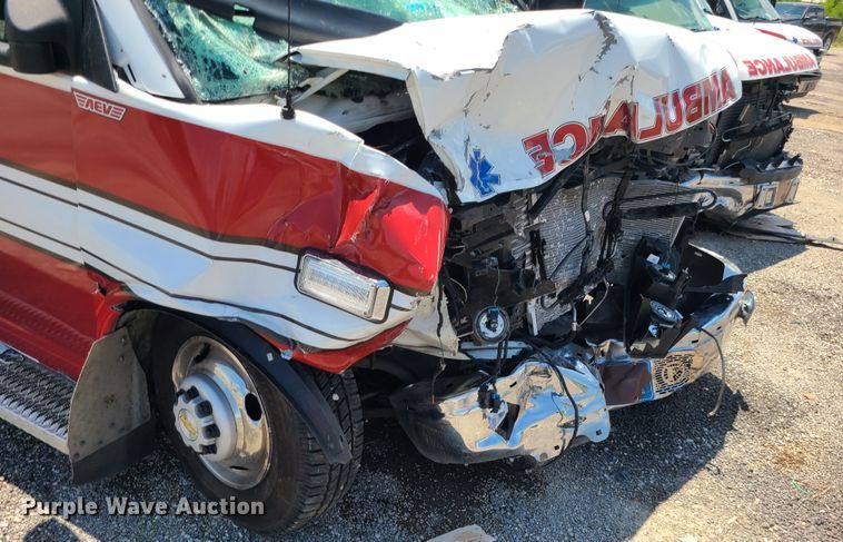 image for item DM4988 2016 Chevrolet Express G4500  ambulance