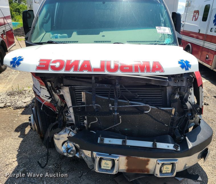 image for item DM4989 2016 Chevrolet Express G4500  ambulance