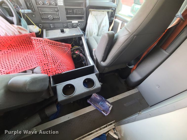 image for item DM4989 2016 Chevrolet Express G4500  ambulance