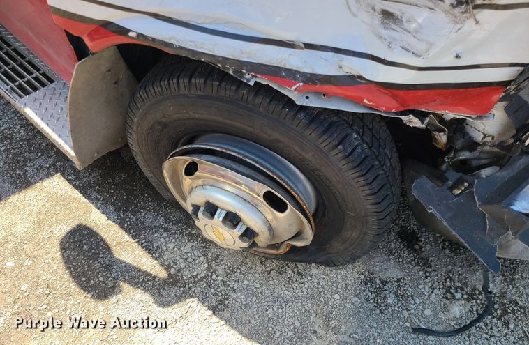 image for item DM4989 2016 Chevrolet Express G4500  ambulance