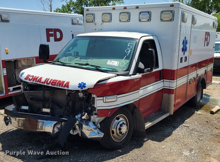 image for item DM4990 2016 Chevrolet Express G4500  ambulance