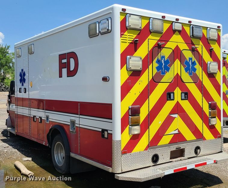 image for item DM4990 2016 Chevrolet Express G4500  ambulance