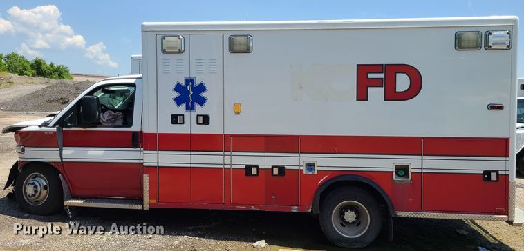image for item DM4990 2016 Chevrolet Express G4500  ambulance