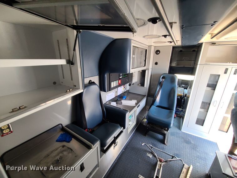 image for item DM4990 2016 Chevrolet Express G4500  ambulance