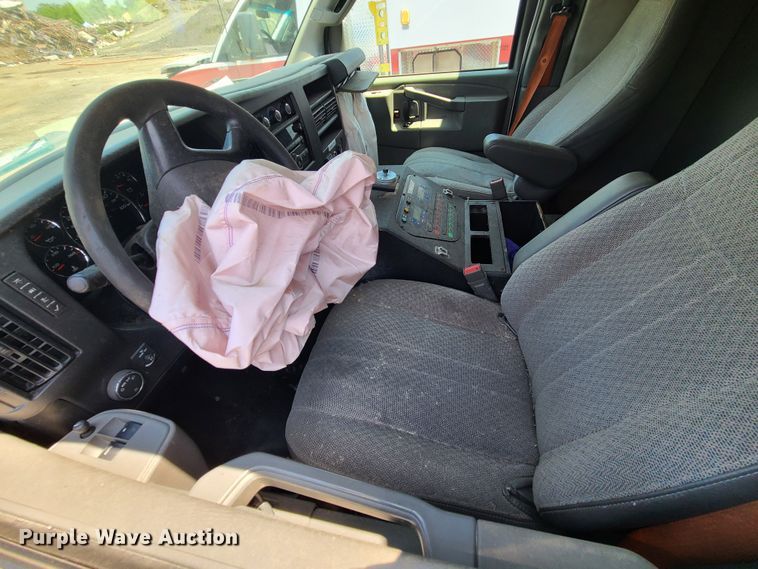 image for item DM4990 2016 Chevrolet Express G4500  ambulance