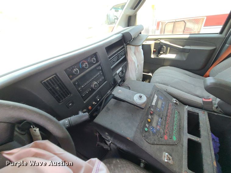 image for item DM4990 2016 Chevrolet Express G4500  ambulance