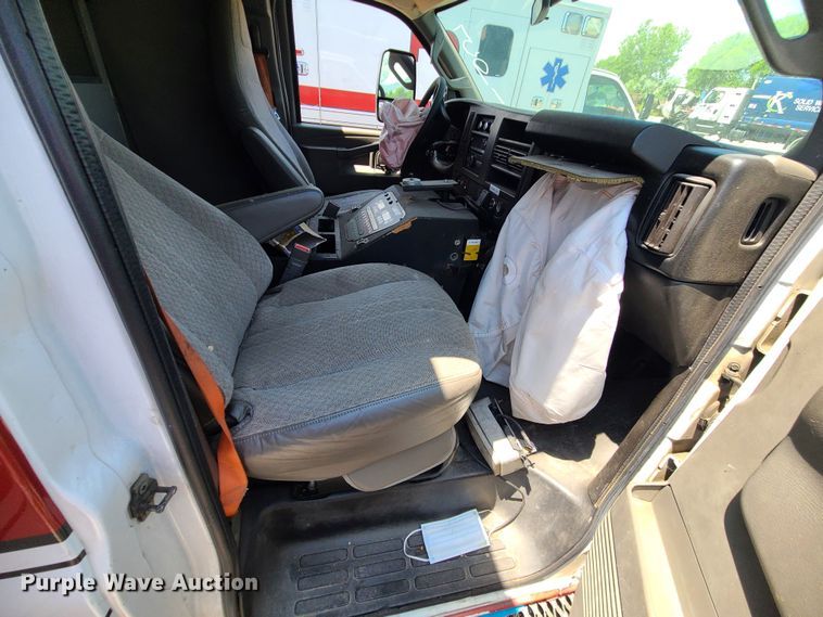 image for item DM4990 2016 Chevrolet Express G4500  ambulance