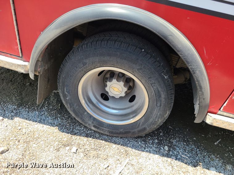 image for item DM4990 2016 Chevrolet Express G4500  ambulance