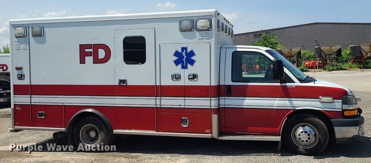 image for item DM4991 2014 Chevrolet Express G4500  ambulance