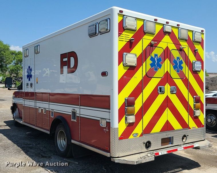 image for item DM4991 2014 Chevrolet Express G4500  ambulance