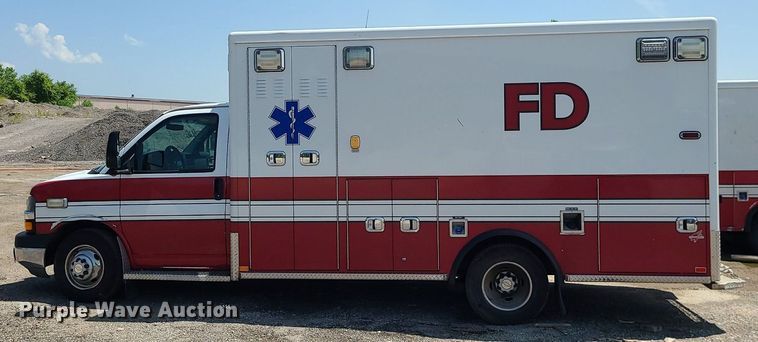 image for item DM4991 2014 Chevrolet Express G4500  ambulance