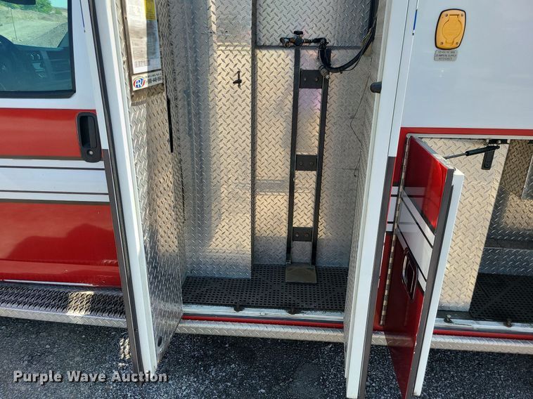 image for item DM4991 2014 Chevrolet Express G4500  ambulance