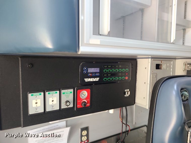 image for item DM4991 2014 Chevrolet Express G4500  ambulance