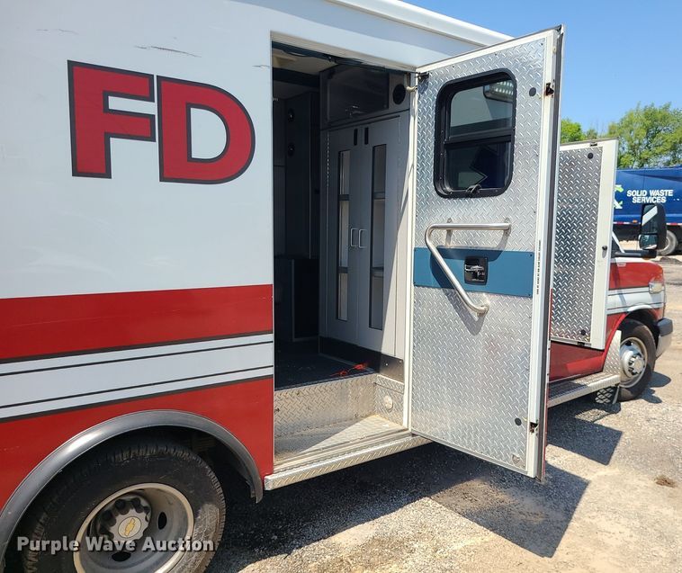 image for item DM4991 2014 Chevrolet Express G4500  ambulance