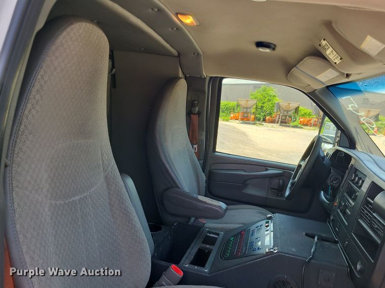 image for item DM4991 2014 Chevrolet Express G4500  ambulance