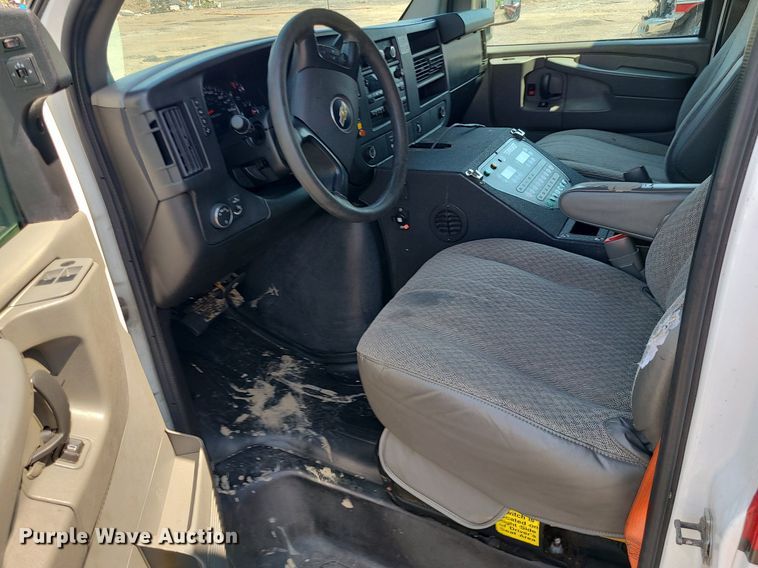 image for item DM4991 2014 Chevrolet Express G4500  ambulance