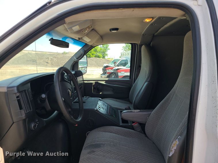 image for item DM4991 2014 Chevrolet Express G4500  ambulance