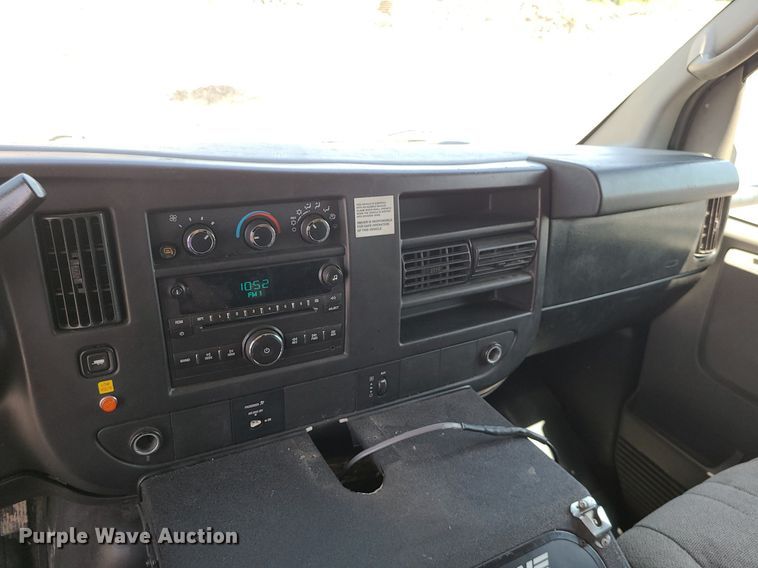 image for item DM4991 2014 Chevrolet Express G4500  ambulance