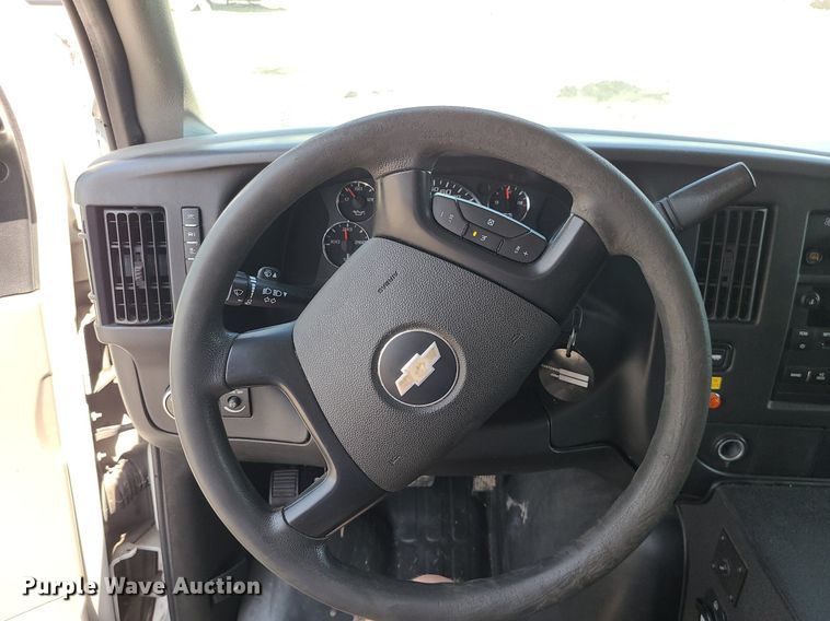 image for item DM4991 2014 Chevrolet Express G4500  ambulance