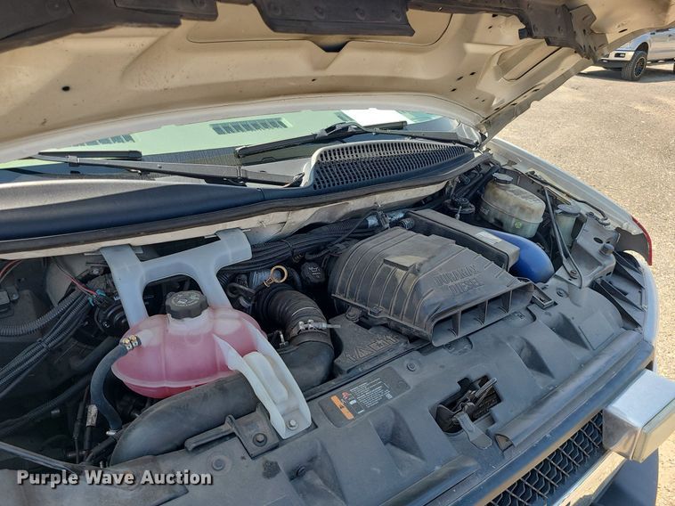 image for item DM4991 2014 Chevrolet Express G4500  ambulance