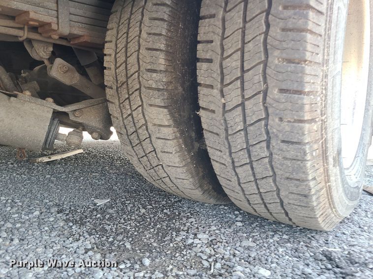 image for item DM4991 2014 Chevrolet Express G4500  ambulance