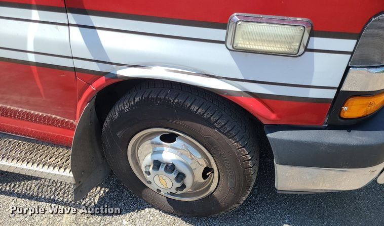 image for item DM4991 2014 Chevrolet Express G4500  ambulance