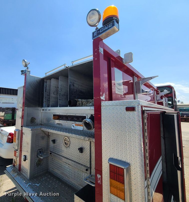 image for item DM4992 2006 E-One  pumper fire truck