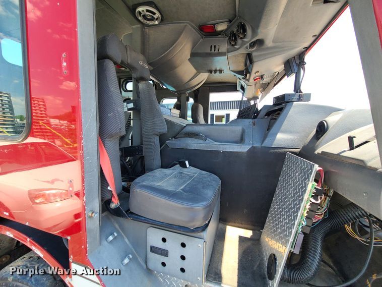 image for item DM4992 2006 E-One  pumper fire truck