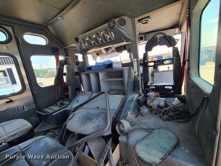 image for item DM4992 2006 E-One  pumper fire truck