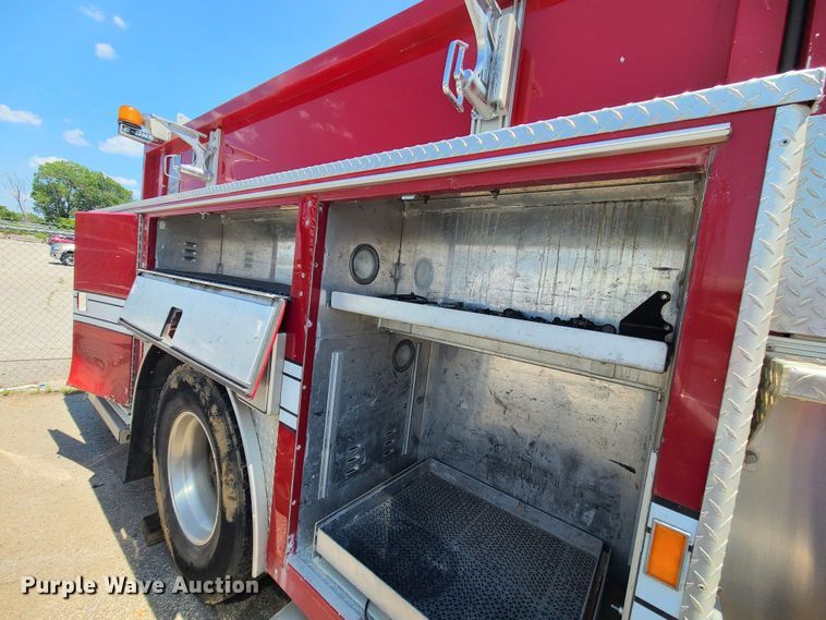 image for item DM4992 2006 E-One  pumper fire truck