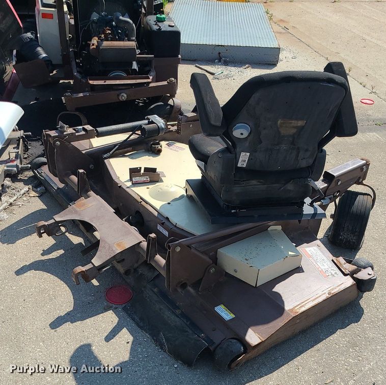 image for item DM4996 Grasshopper 725D  ZTR lawn mower