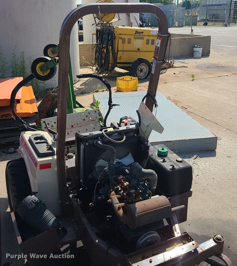 image for item DM4996 Grasshopper 725D  ZTR lawn mower