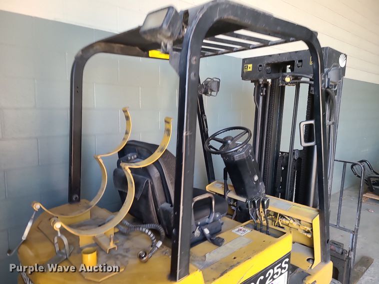 image for item DM4997 Daewoo GC25S  forklift