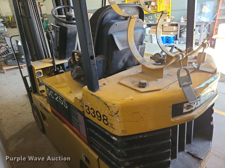 image for item DM4997 Daewoo GC25S  forklift