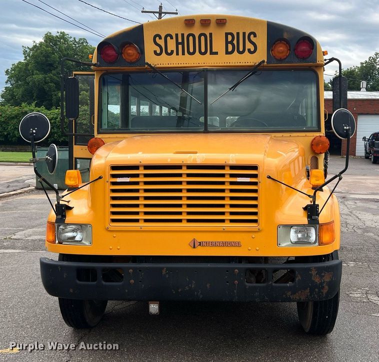 image for item DN3034 1991 International 3700  school bus