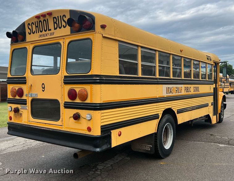 image for item DN3034 1991 International 3700  school bus