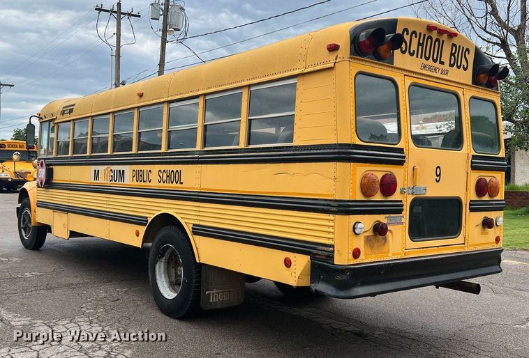 image for item DN3034 1991 International 3700  school bus