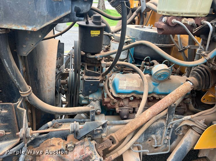 image for item DN3034 1991 International 3700  school bus