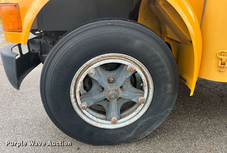 image for item DN3034 1991 International 3700  school bus