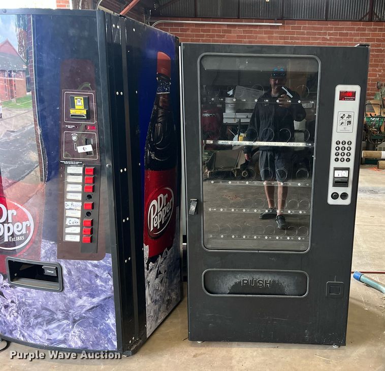 image for item DN3035 (3) vending machines